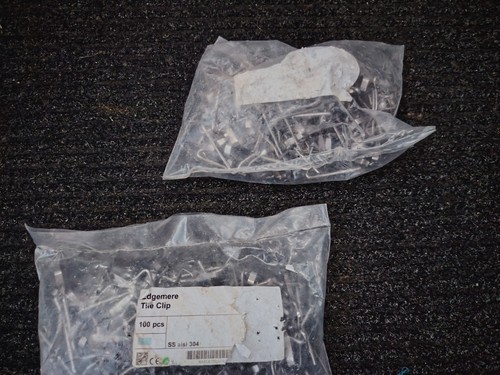 Universal tile roof - tile, clips
